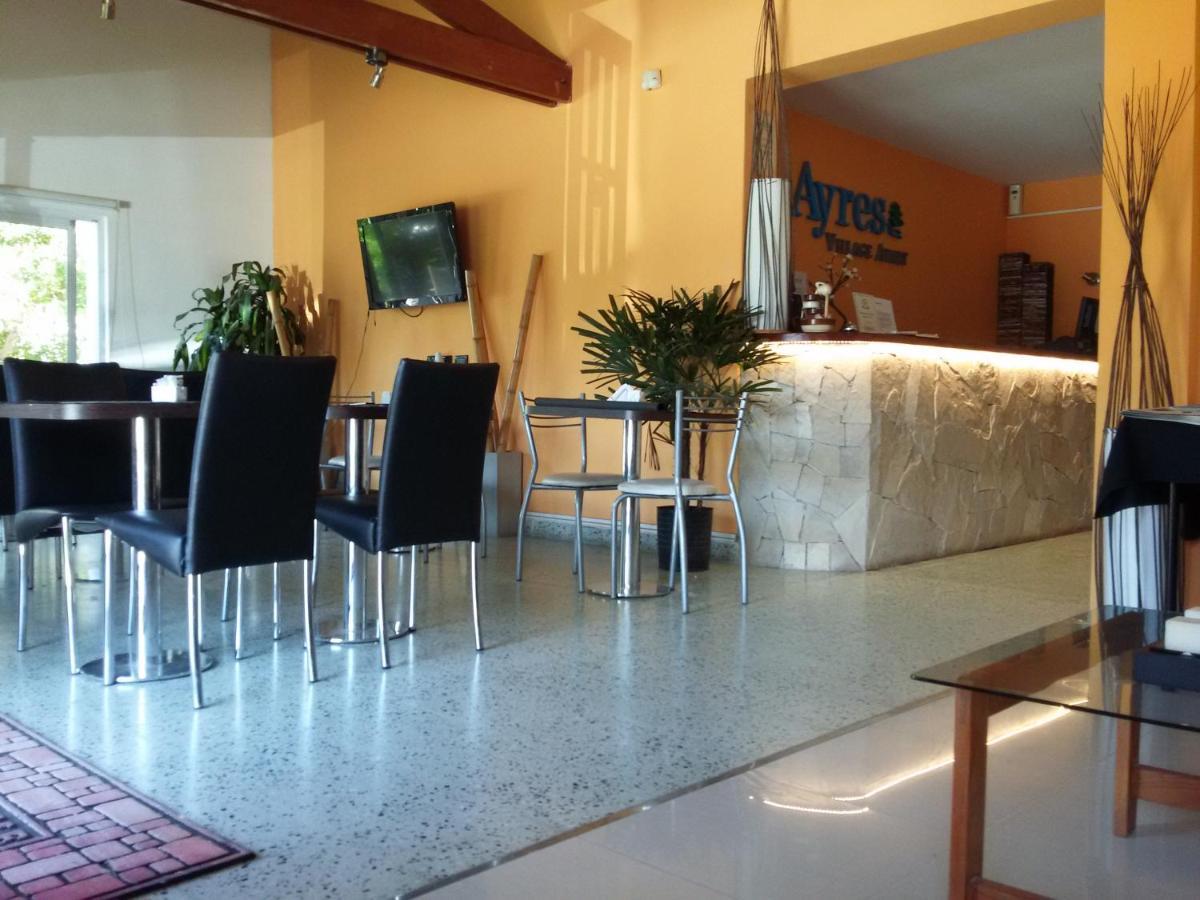 Ayres Village Apart Пинамар Екстериор снимка